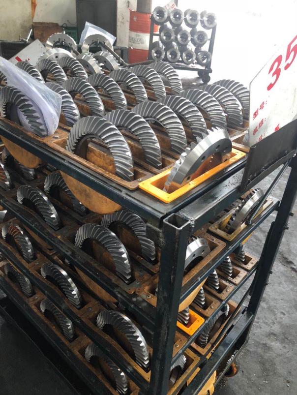 Customized High Quality Chain Wheel Gears for Large Fork Box M10 Rotary Tillage Stubble Machine for Sale