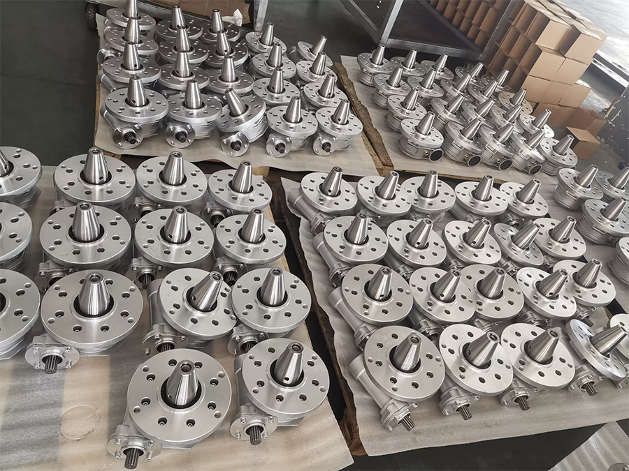 Concrete Mixing Gearbox Reducer For Cement Mixer With Bullet Head Shape Output